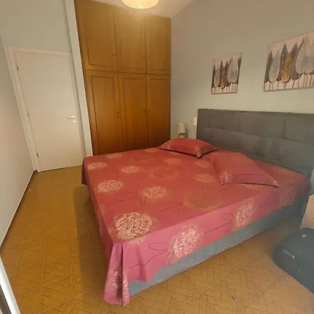 Alexia Nest, Lovely For 5 In The Ce Apartament